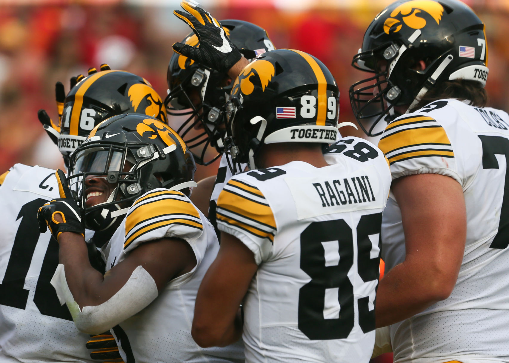 091121-qc-spt-iowa-isu-fball-009
